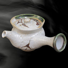 画像をギャラリービューアに読み込む, 唐津焼 織部唐津 急須(水引) 茶こし付き 茶器 きゅうす 日本茶 緑茶 ティーポット 食器 ギフト